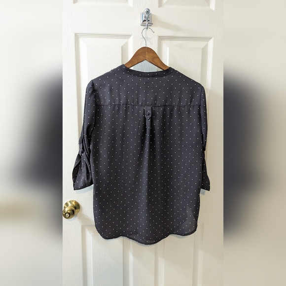 Torrid Dark Grey Sheer Blouse with Polka Dots (Size 00) - Picture 2 of 4
